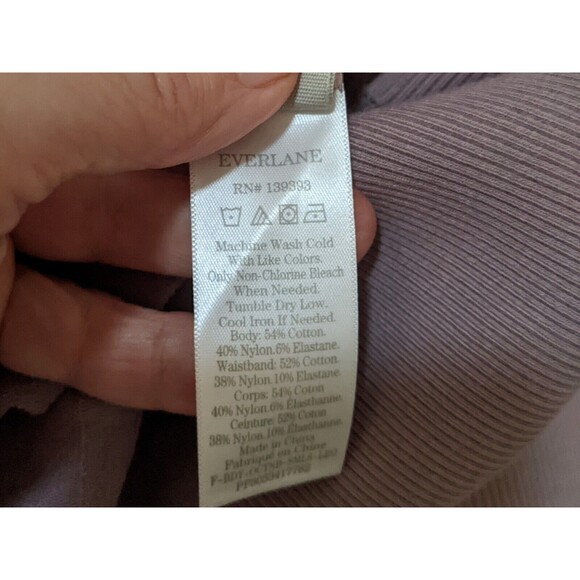 Everlane The Seamless Ribbed Bike Short Color Dusty Lavender Size XS/S - Picture 3 of 3